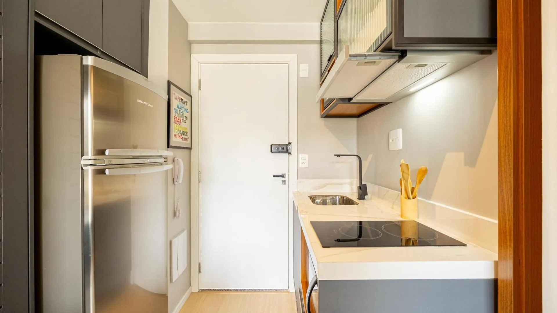 Easy Star - Charmoso Apto De 1 Quarto Na Av. Santo Amaro - Md02I Sao Paulo Apartment